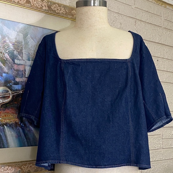 Old Navy Tops - Old Navy Square Neckline Dark Denim Crop Top